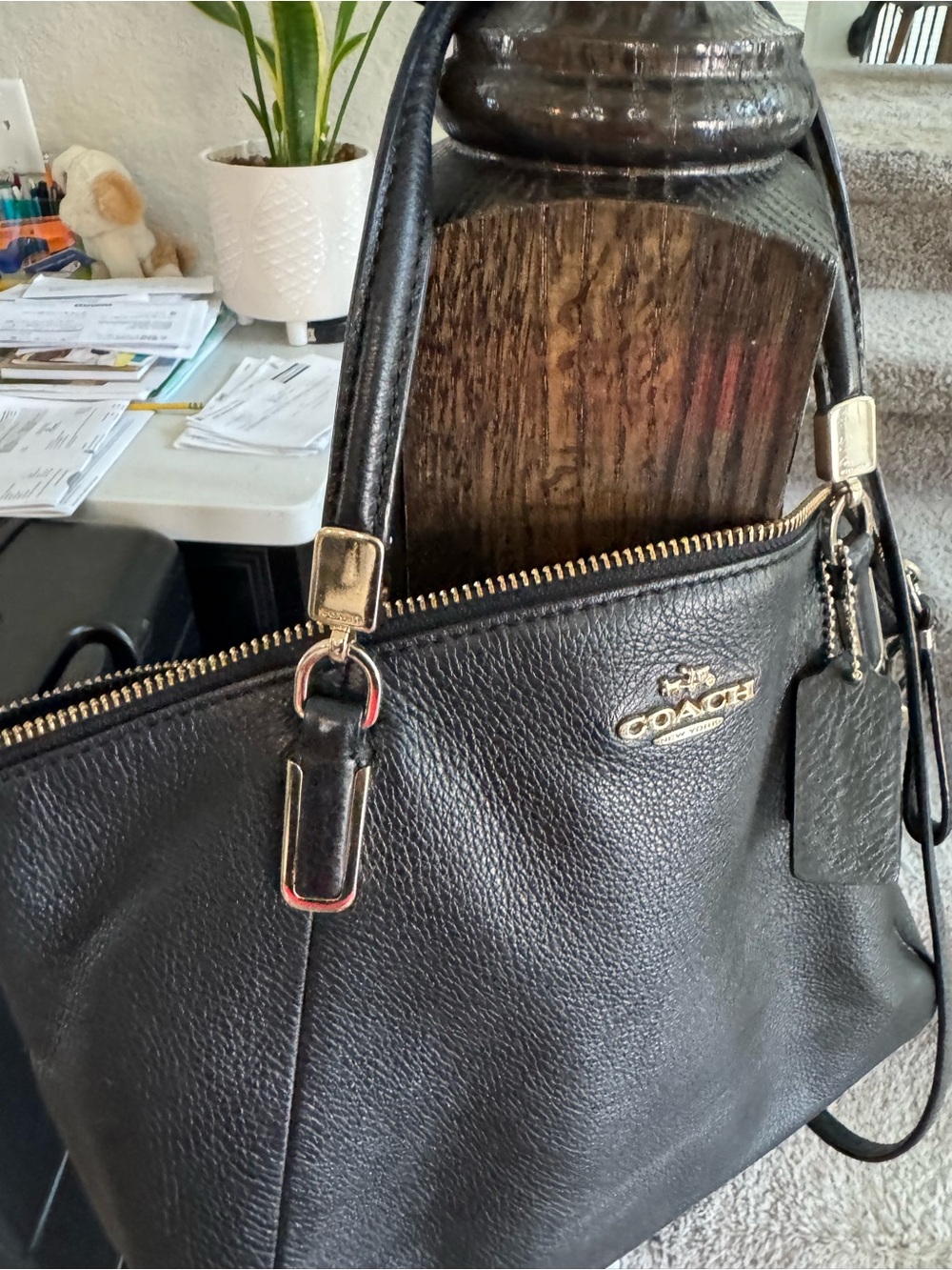 Coach Black Leather Shoulder Bag with Gold Hardware - Picture 5 of 10